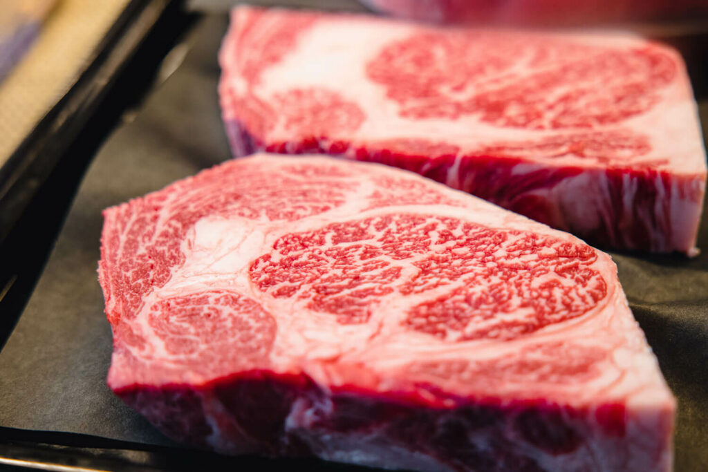 Etiquetado de carne: ¿Cómo saber de dónde procede la carne que compramos?