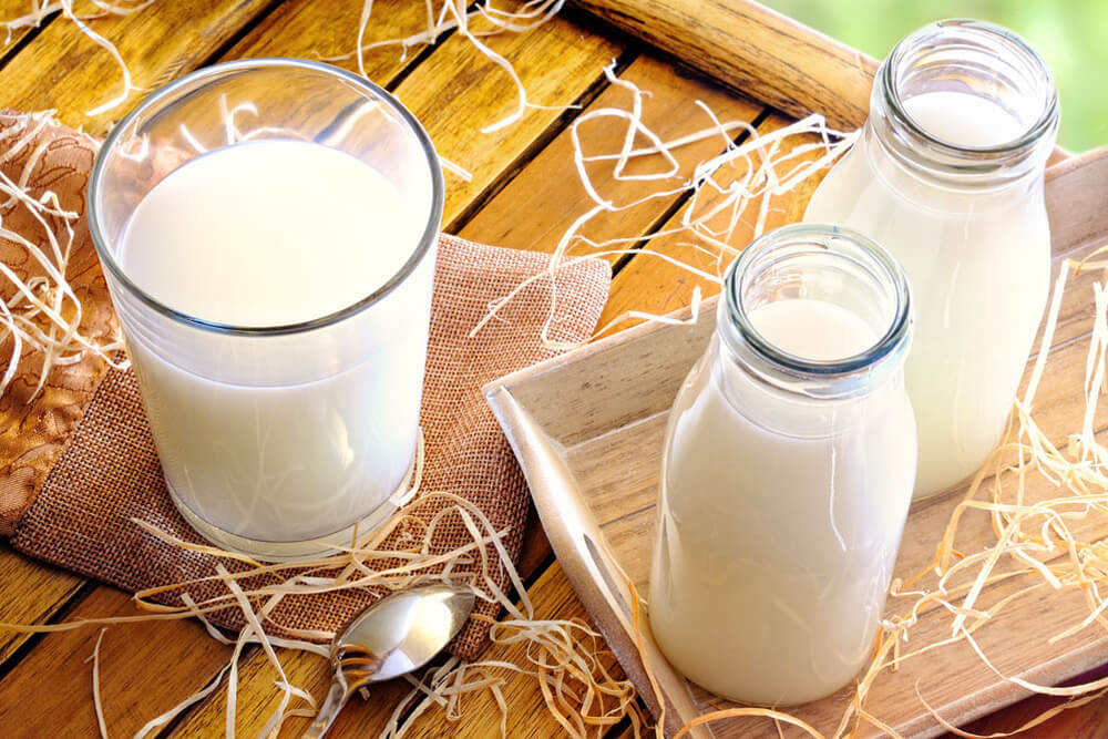 ¿Cuánto dura la leche abierta en la nevera?: Lluís Riera nos lo cuenta en ‘20 minutos’